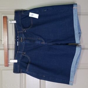 NWT Old navy dark wash stretch high-rise long inseam cuffed shorts size 12